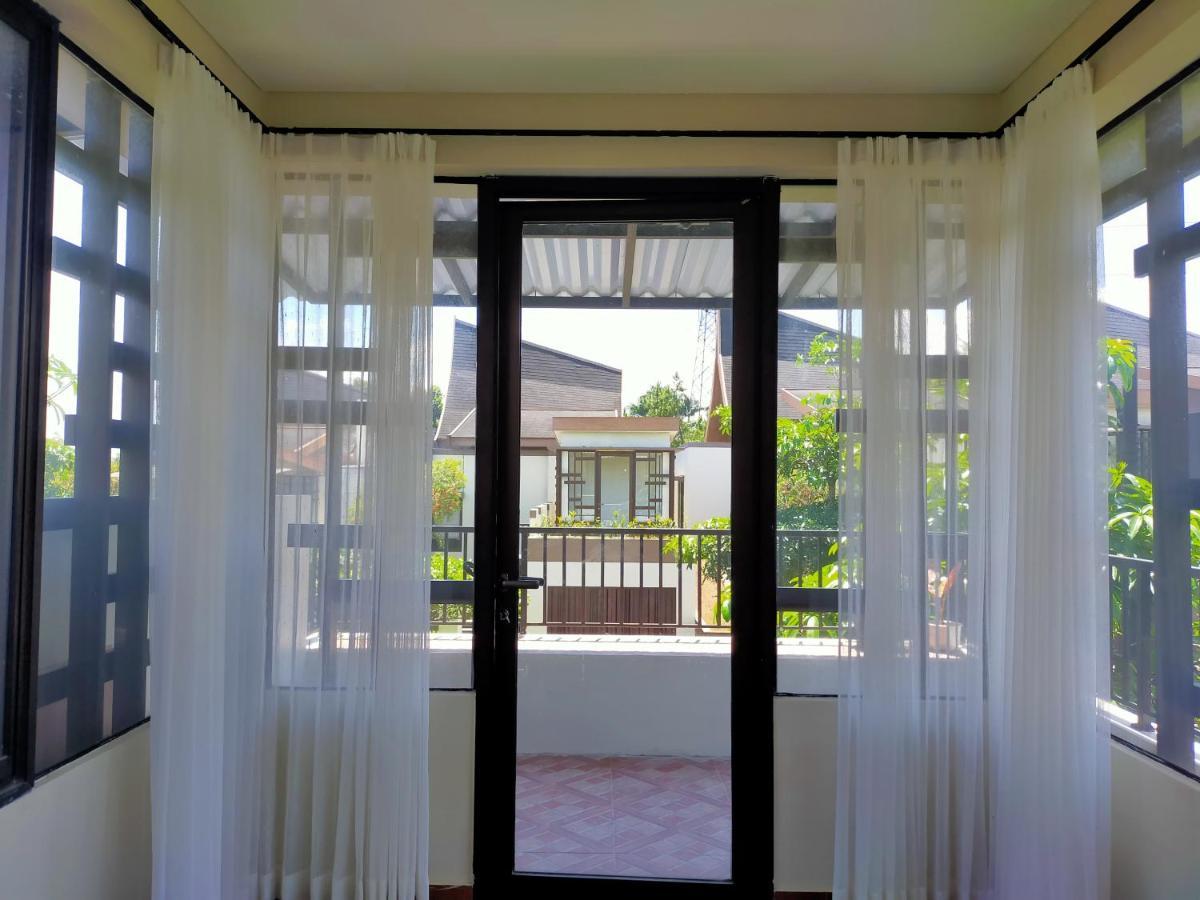 Vimala Hill Villa And Resort - 3 Bedrooms Bogor Exterior foto